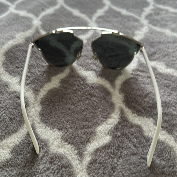 Christian Dior new sunglasses - Picture 7 of 9